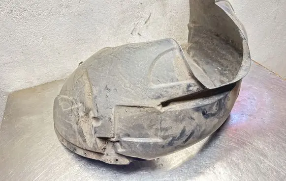 Volvo C70 Front wheel arch liner splash guards 30787469 MC17A