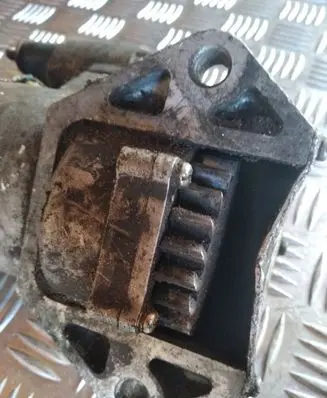 Nissan Maxima Starter motor 2330085E00 S114461