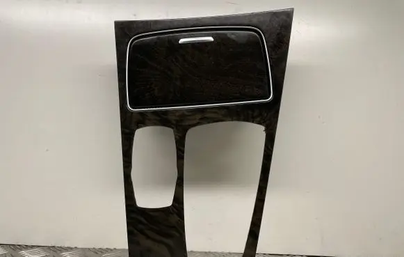 BMW 7 F01 F02 F03 F04 Cup holder front 9113863