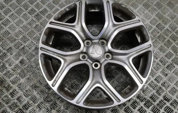 Mitsubishi Outlander R18 alloy rim 
