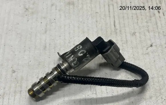 Nissan Qashqai+2 Camshaft vanos timing valve 