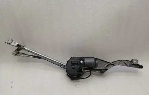 Mercedes-Benz CLS C219 Front wiper linkage and motor A2198200140