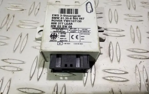BMW 5 E39 Immobilizer control unit/module 61356905667 YWC107130 HW03SW08