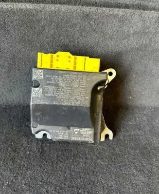 Mercedes-Benz E W213 Airbag control unit/module A2139007105 A2C87076804 A2139028202