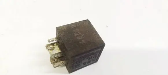 Volkswagen Transporter - Caravelle T4 Other relay 191955529