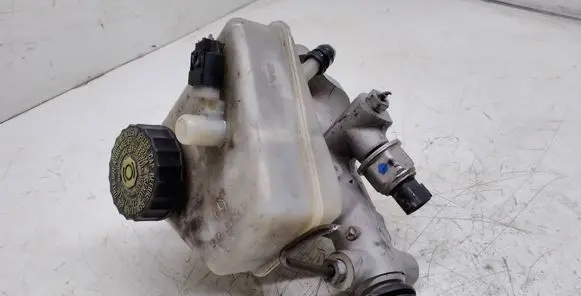 Mercedes-Benz C W203 Master brake cylinder A2034300002