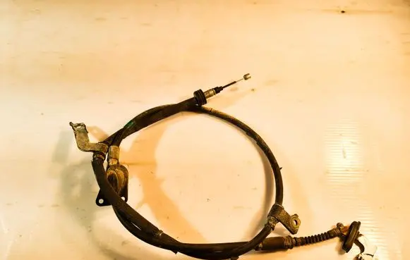 Hyundai Tucson TL Handbrake/parking brake wiring cable D70006F06