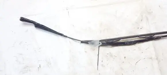 Volkswagen Golf III Front wiper blade arm 1h1955410b