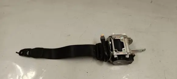 BMW 5 G60 Rear seatbelt 5a54e03