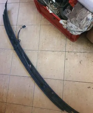 Audi A8 S8 D2 4D Wiper trim 4D1805097B