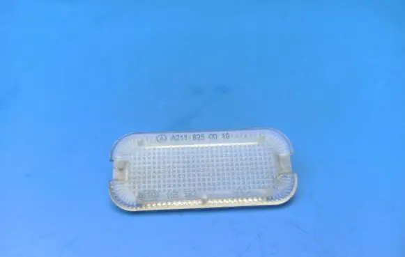 Mercedes-Benz E W211 Front door interior light A2118250010