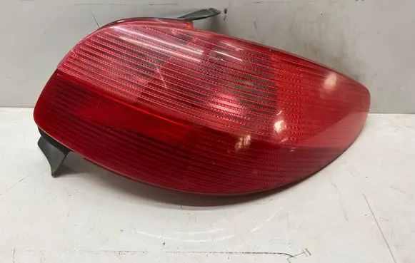 Peugeot 206 Rear/tail lights 2531