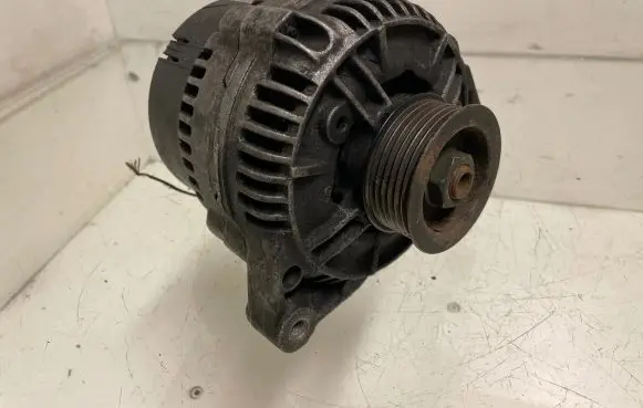 Audi A6 S6 C5 4B Generator/alternator 059903015 0123515024