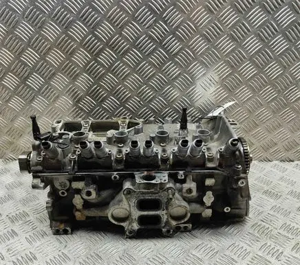Engine head