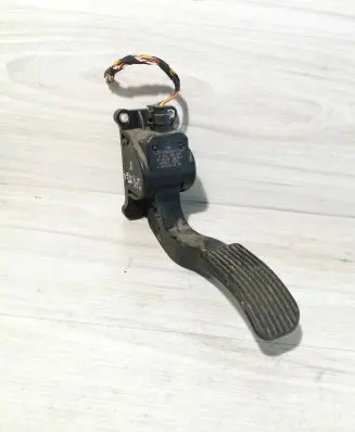Mercedes-Benz Sprinter W906 Accelerator throttle pedal A4473000200 ZGS001Q001 0280755025