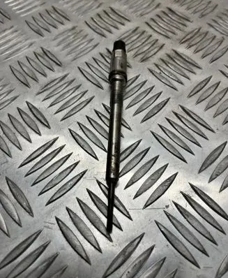 BMW 2 F46 Glow plug 8513153