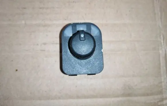 Audi A4 S4 B7 8E 8H Wing mirror switch 8E0959565