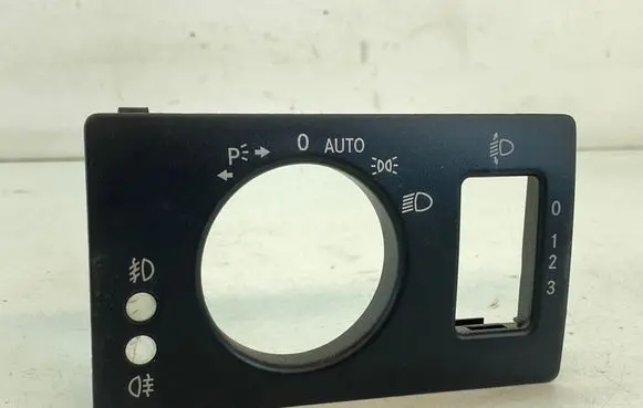 Mercedes-Benz B W245 Headlight level height control switch A1696800965