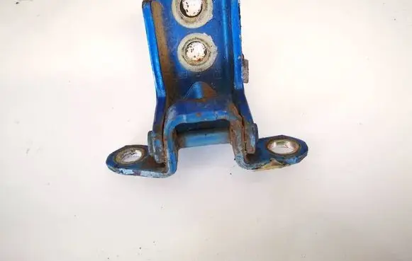 Nissan Note (E11) Rear door lower hinge