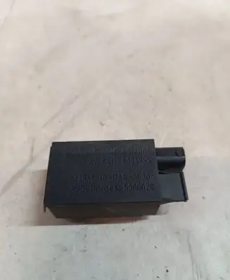 BMW 3 E46 AUC sensor 6917001