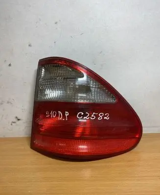 Mercedes-Benz E W210 Rear/tail lights A2108205464 C2582
