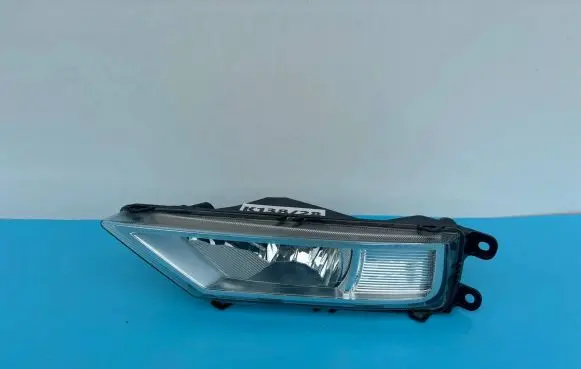 Volkswagen Tiguan Front fog light 5NA941699A