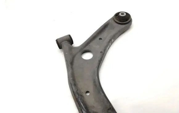 Toyota Yaris XP210 Front lower control arm/wishbone 