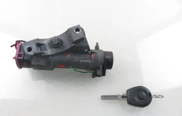 Seat Leon (1M) Ignition lock 4B0905851C