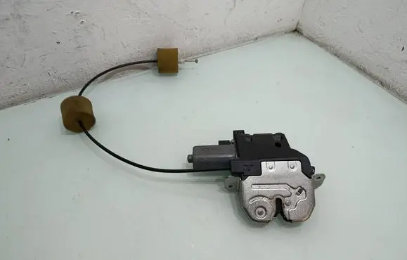 Mercedes-Benz S W221 Tailgate/trunk/boot lock/catch/latch 2217500085