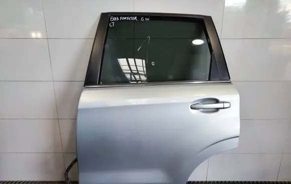 Subaru Forester SJ Rear door