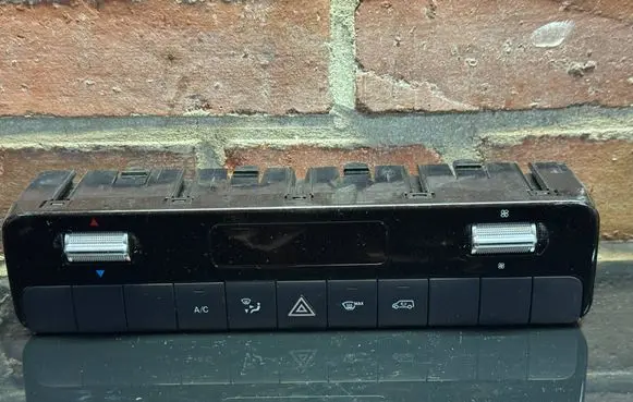 Mercedes-Benz Sprinter W907 W910 Climate control unit A9079054806 ZGS001 182800