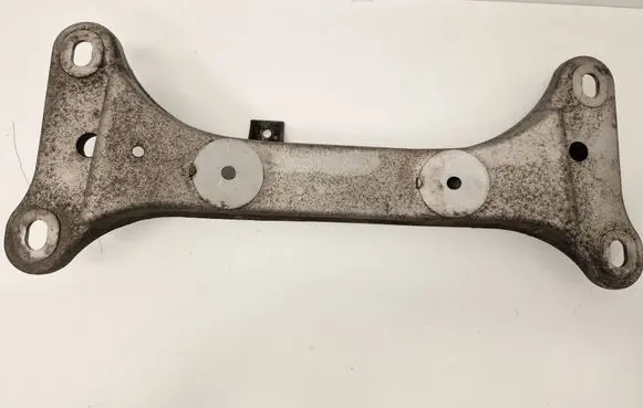 BMW 5 F10 F11 Engine mounting bracket 24168110 6778058