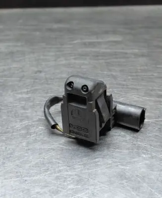Mercedes-Benz E W211 Windshield washer spray nozzle 