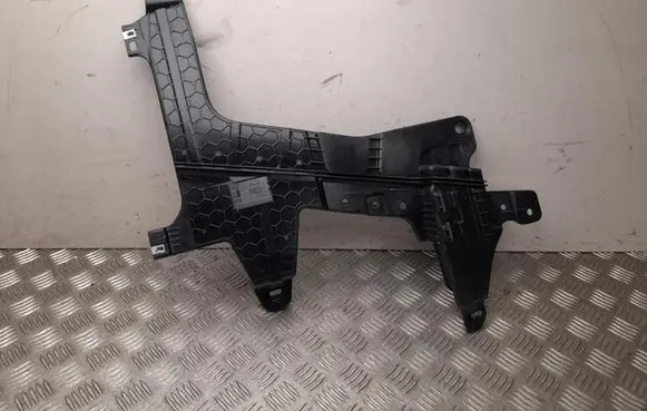 Tesla Model X Rear bumper mounting bracket 108070200C
