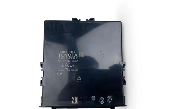 Toyota Auris E180 Other control units/modules 8999002380