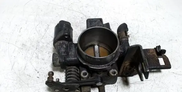 Opel Zafira A Throttle valve 90529710