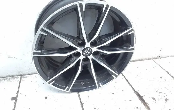 Toyota GT 86 R17 alloy rim SNI
