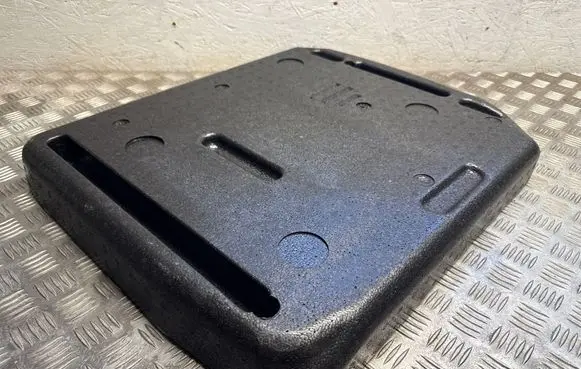 Mercedes-Benz C W204 Glove box in trunk A2046800030 ZGS00402