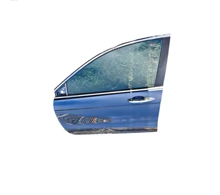 Honda CR-V Front door