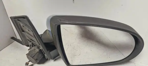 Mitsubishi Colt Front door electric wing mirror E9014259
