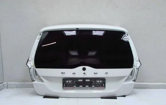 Volvo V70 Tailgate/trunk/boot lid 30674837 54692