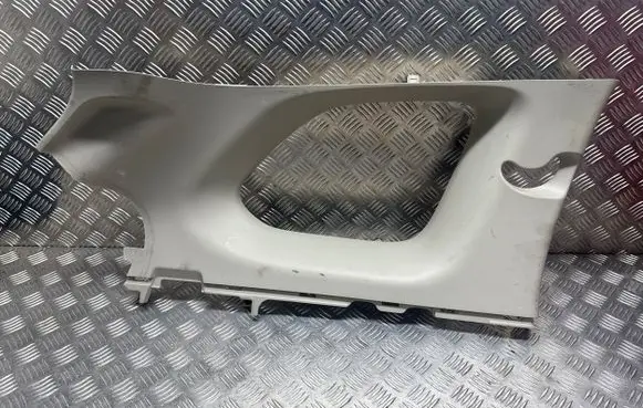 Mitsubishi Outlander (C) pillar trim 7230A695ZZ 7230A697Z