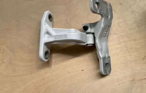 Mercedes-Benz Sprinter W907 W910 Front door upper hinge H910D1