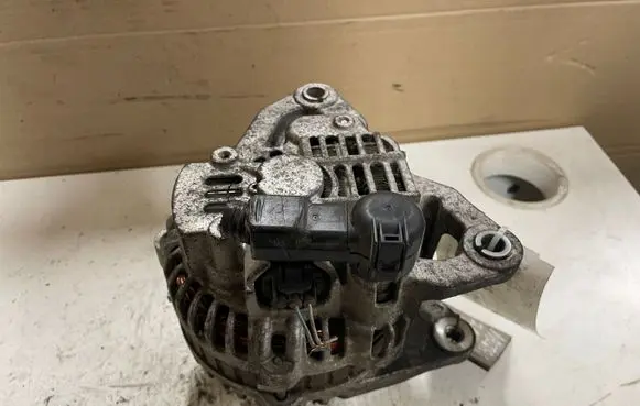 Mazda 5 Generator/alternator RF7J A3TB6581 7508
