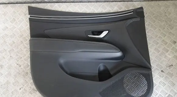 Hyundai Tucson IV NX4 Front door card panel trim 82370N7010