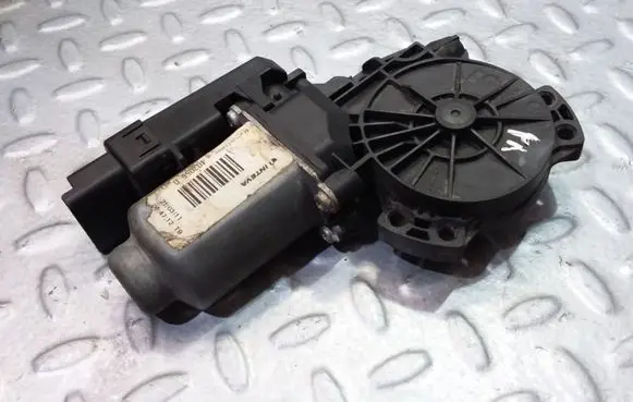 KIA Ceed Front door window regulator motor 440850C 402055D