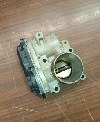 Renault Twingo II Throttle valve 8200568712