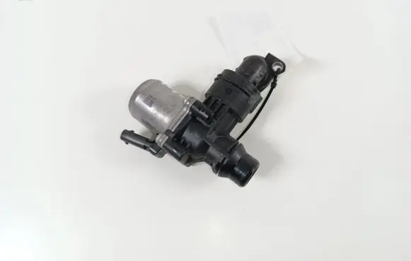 BMW 3 G20 G21 Valve 8689694