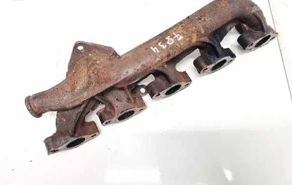 Volvo S60 Exhaust manifold