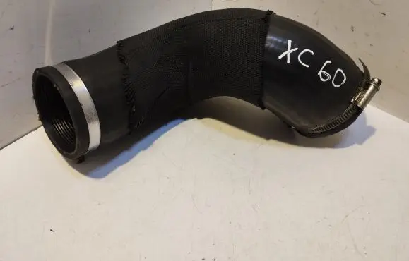 Volvo XC60 Intercooler hose/pipe